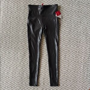 NWT SPANX Faux Leather Leggings in Black